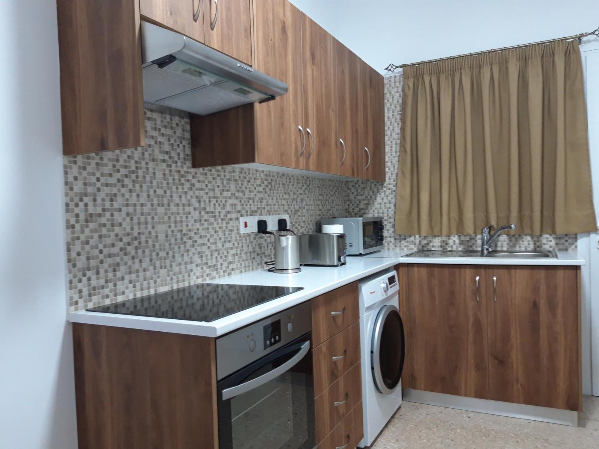 Costas Two-Bedroom Ground Floor Apartment Πάφος Εξωτερικό φωτογραφία